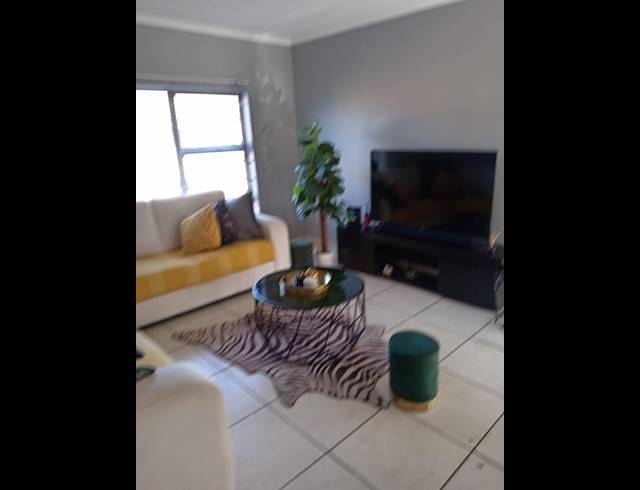 2 BEDROOM PROPERTY TO RENT IN RICHARDS BAY CENTRAL